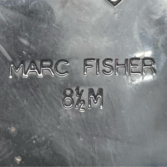 Marc Fisher Lizzy Red Microsuede Block Heel Casual Ankle Booties Women’s 8.5 - Picture 12 of 14